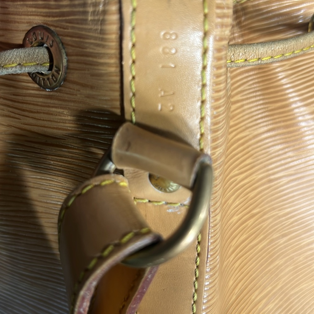Louis Vuitton Epi noe vintage Leather Bucket Bag - Picture 11 of 14